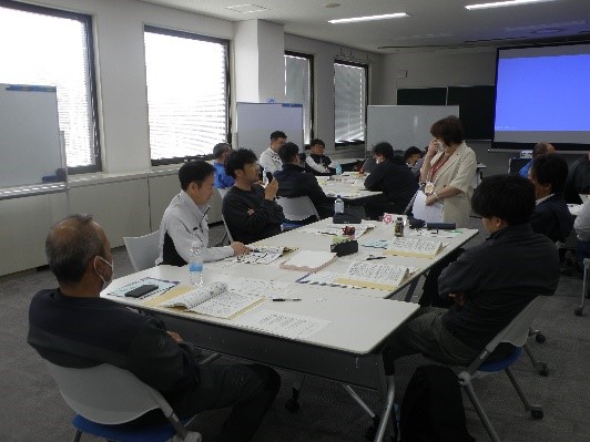 No.3「建設業のための現場管理者養成講座（4月開講）」研修風景2