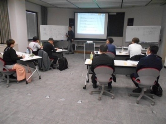 No.28「営業力を高める顧客ニーズのつかみ方」研修風景1