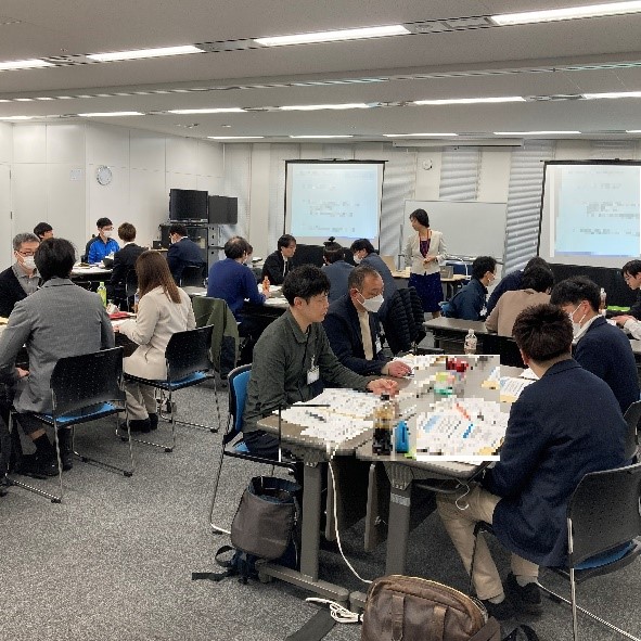 No.39「定着につながる！新人・若手の指導法」研修風景1