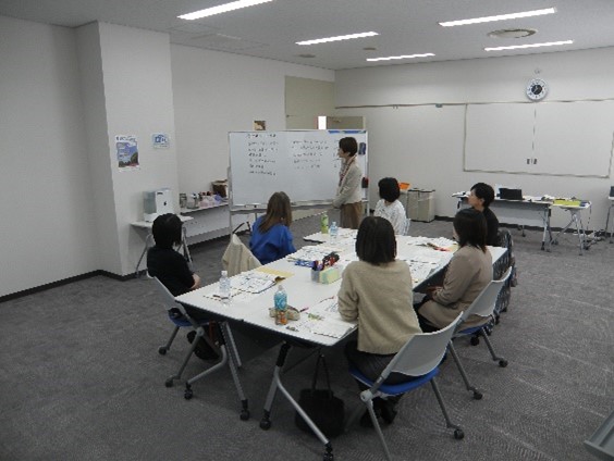 No.51「女性管理者養成講座」研修風景2