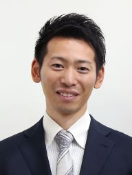 卒業生の写真