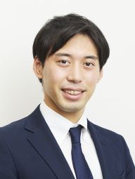 卒業生の写真