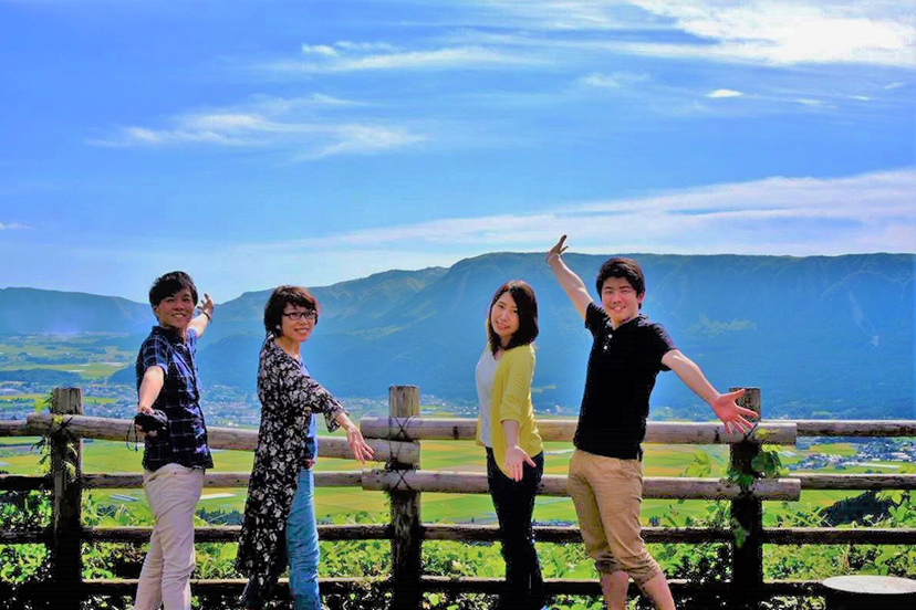 熊本県阿蘇にて、九州本部の仲間たちと