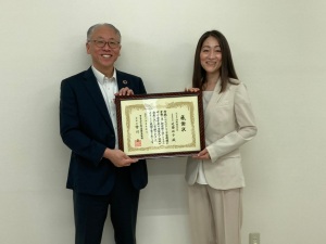 右：コンドウ印刷株式会社　近藤保子代表取締役社長